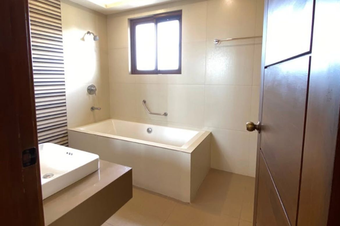 3 Bedroom House for Sale in McKinley Hill, Taguig, Metro Manila – photo 6