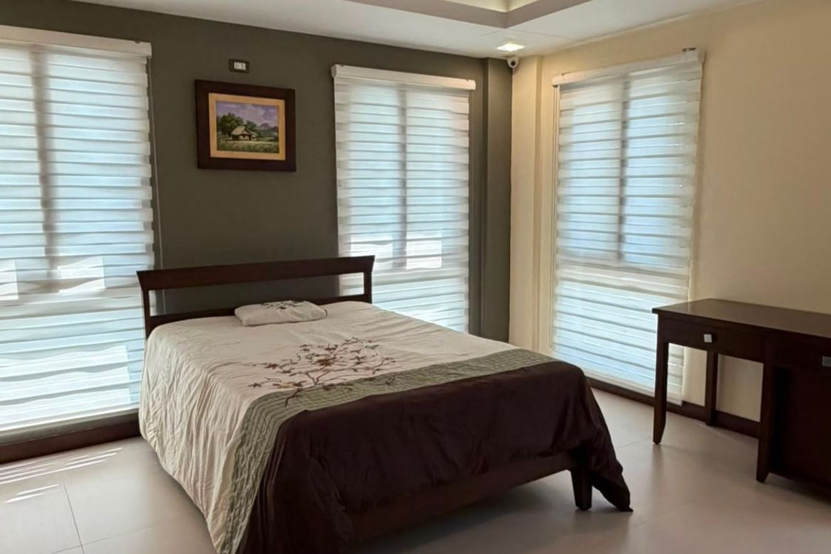 3 Bedroom House for Sale in McKinley Hill Village, McKinley Hill, Taguig, Metro Manila – photo 7