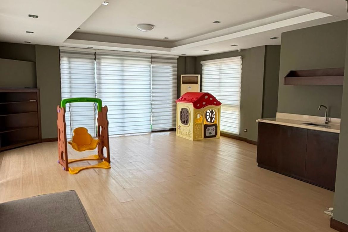 3 Bedroom House for Sale in McKinley Hill Village, McKinley Hill, Taguig, Metro Manila – photo 8