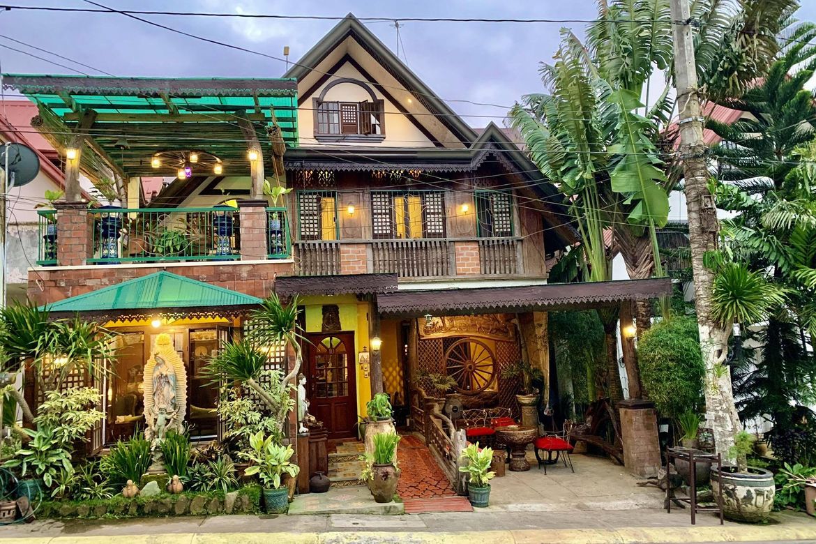 3 Bedroom House for Sale in Mendez Crossing East, Tagaytay, Cavite
