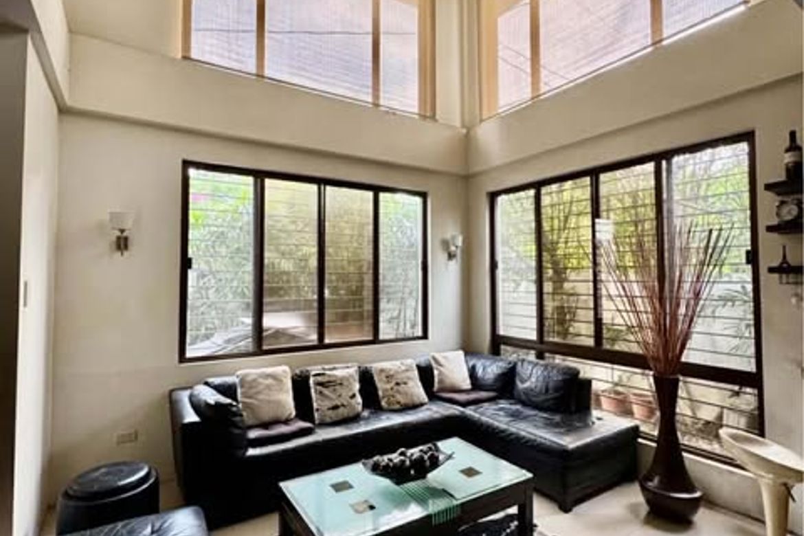 3 Bedroom House for Sale in Merville, Parañaque, Metro Manila – photo 2