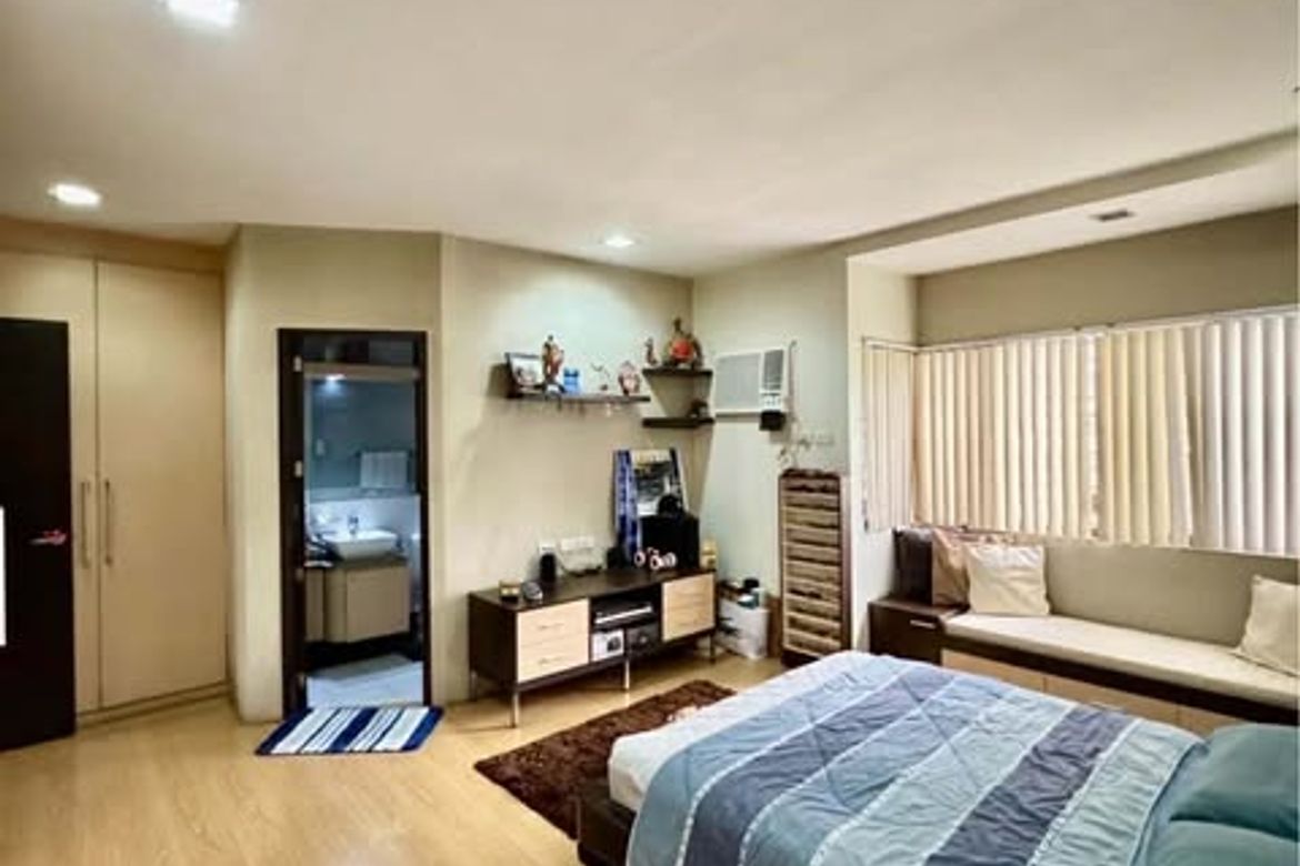3 Bedroom House for Sale in Merville, Parañaque, Metro Manila – photo 7
