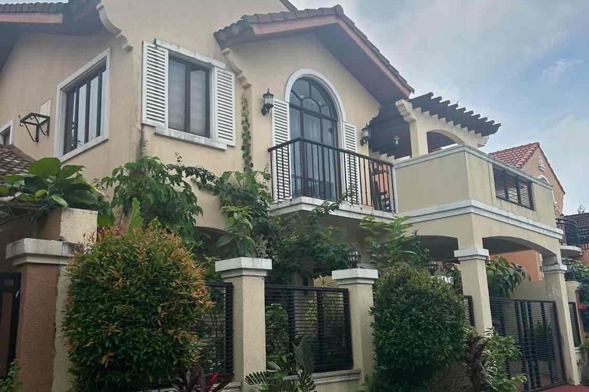 3 Bedroom House for Sale in Molino III, Bacoor, Cavite