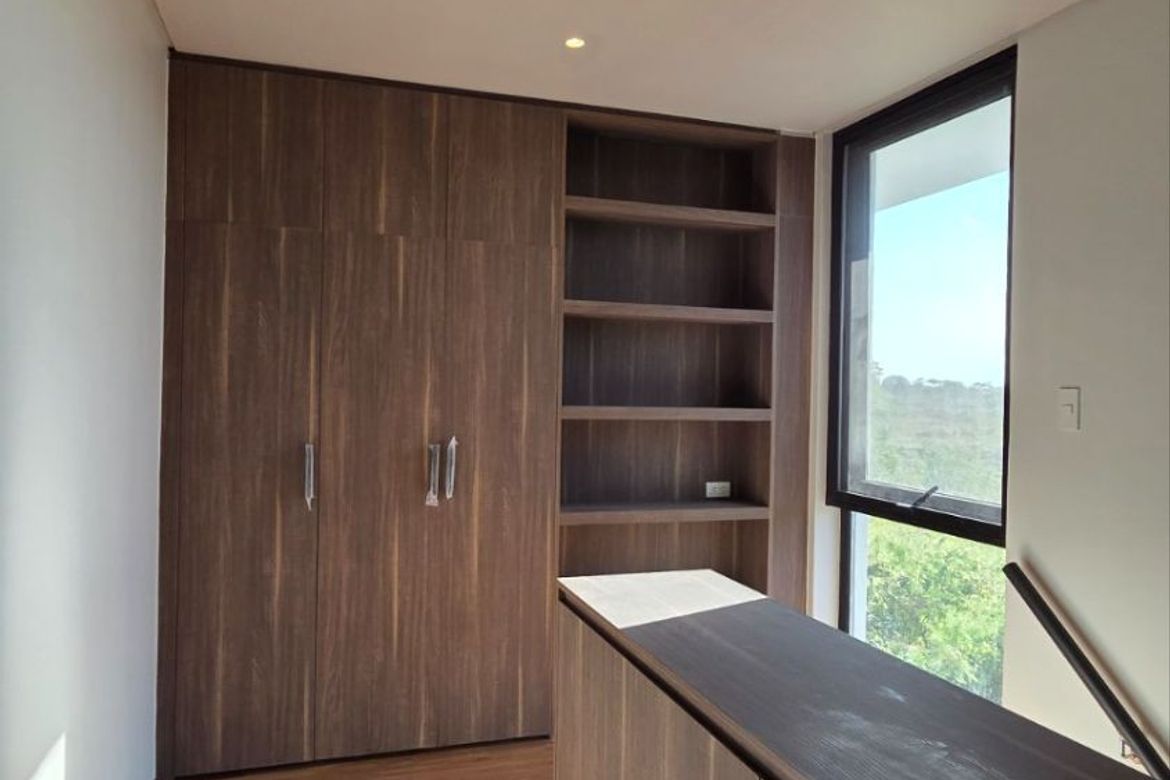 3 Bedroom House for Sale in Molino IV, Bacoor, Cavite