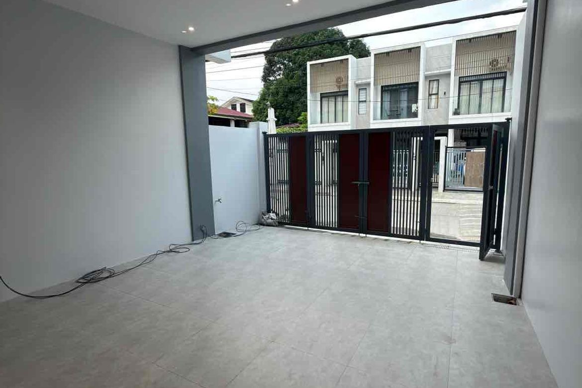 3 Bedroom House for Sale in Moonwalk, Parañaque, Metro Manila – photo 3