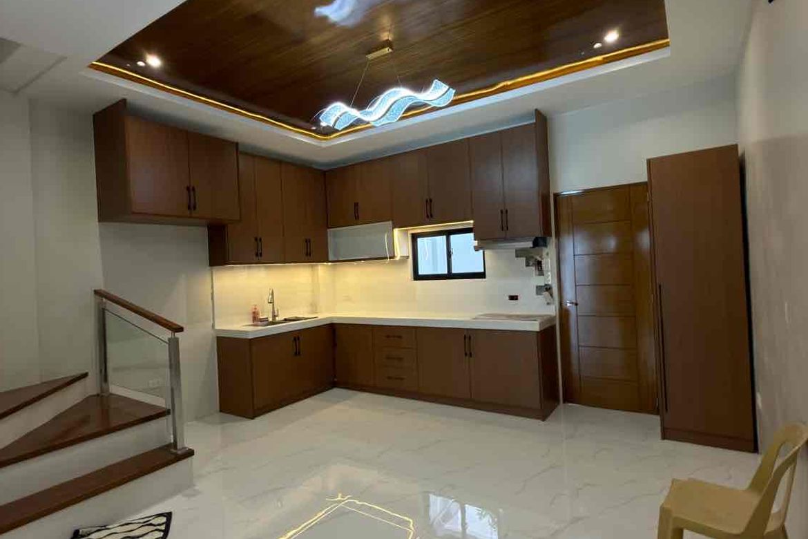 3 Bedroom House for Sale in Moonwalk, Parañaque, Metro Manila – photo 7