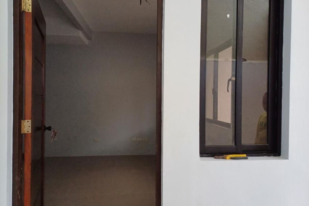 3 Bedroom House for Sale in Moonwalk, Parañaque, Metro Manila – photo 4