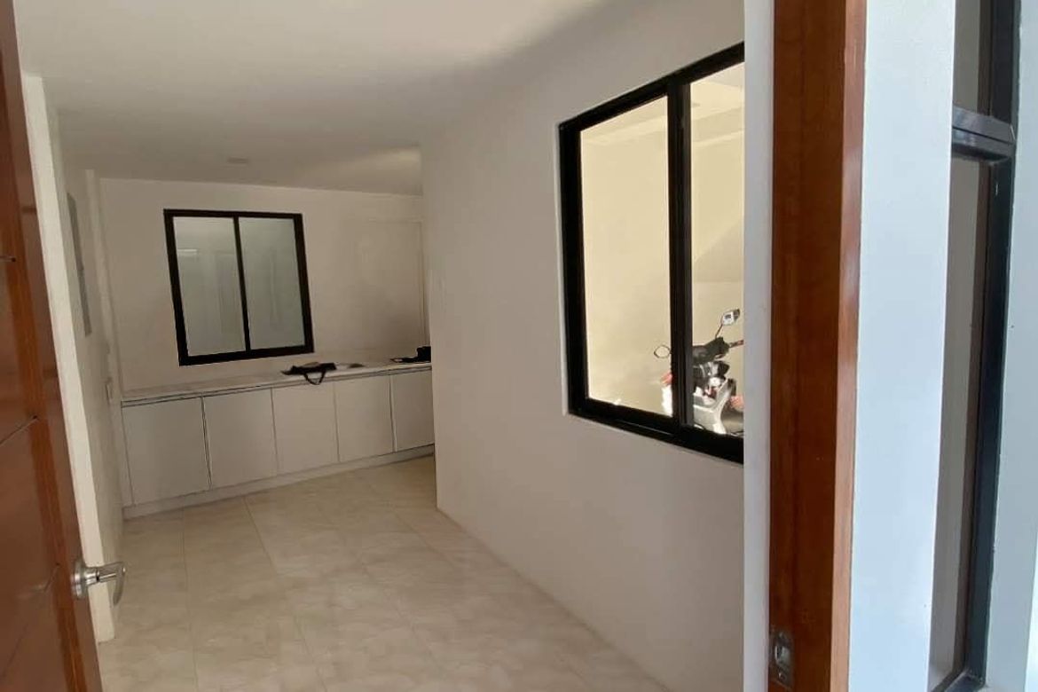 3 Bedroom House for Sale in Moonwalk, Parañaque, Metro Manila – photo 6