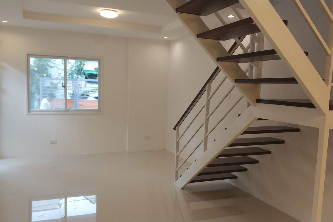 3 Bedroom House for Sale in Moonwalk, Parañaque, Metro Manila – photo 8