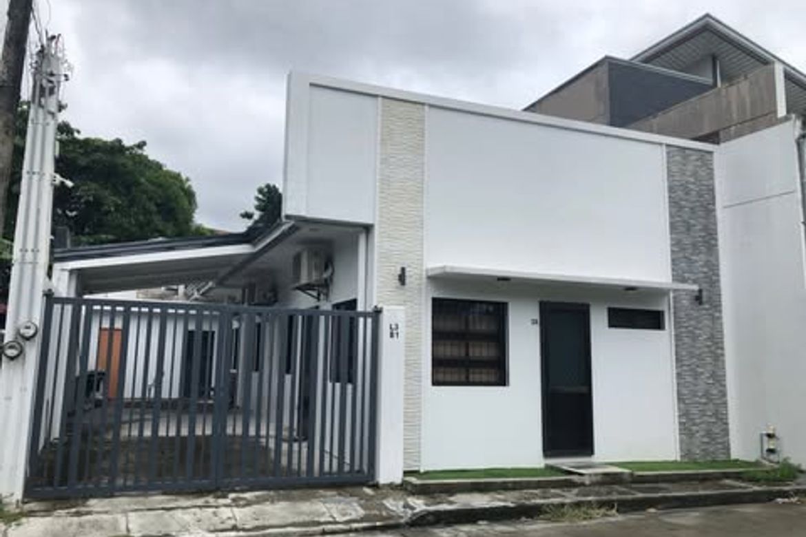 3 Bedroom House for Sale in Moonwalk, Parañaque, Metro Manila – photo 2