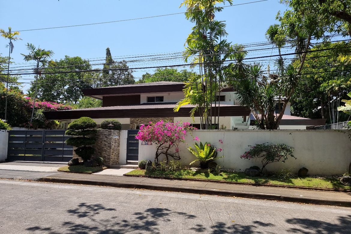 3 Bedroom House for Sale in New Alabang Village, Muntinlupa, Metro Manila – photo 3
