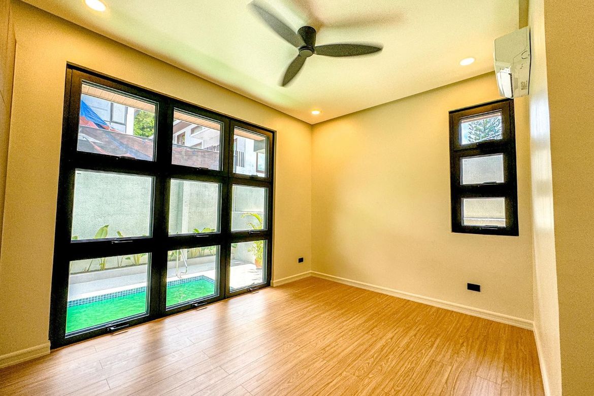 3 Bedroom House for Sale in New Alabang Village, Muntinlupa, Metro Manila – photo 2