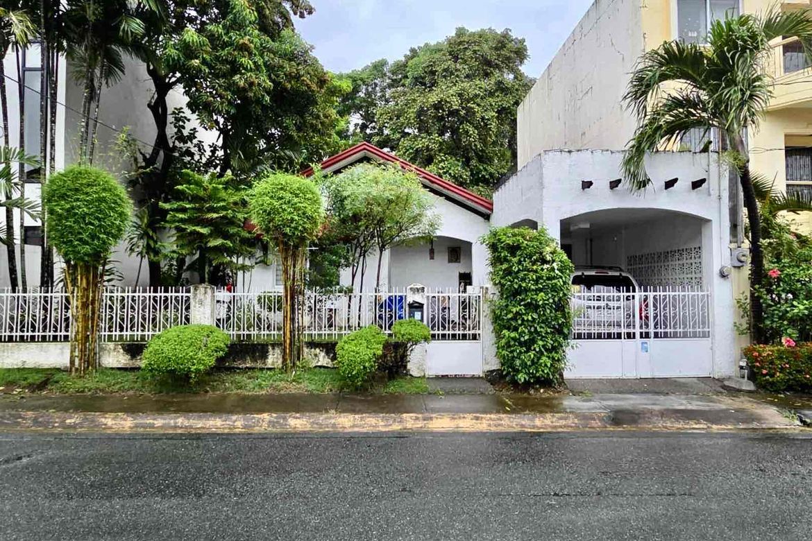 3 Bedroom House for Sale in New Alabang Village, Muntinlupa, Metro Manila