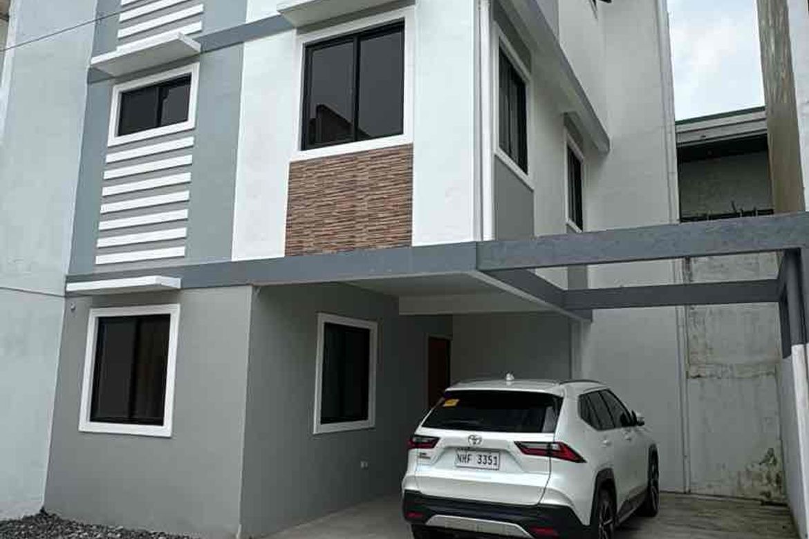 3 Bedroom House for Sale in North Fairview, Quezon City, Metro Manila