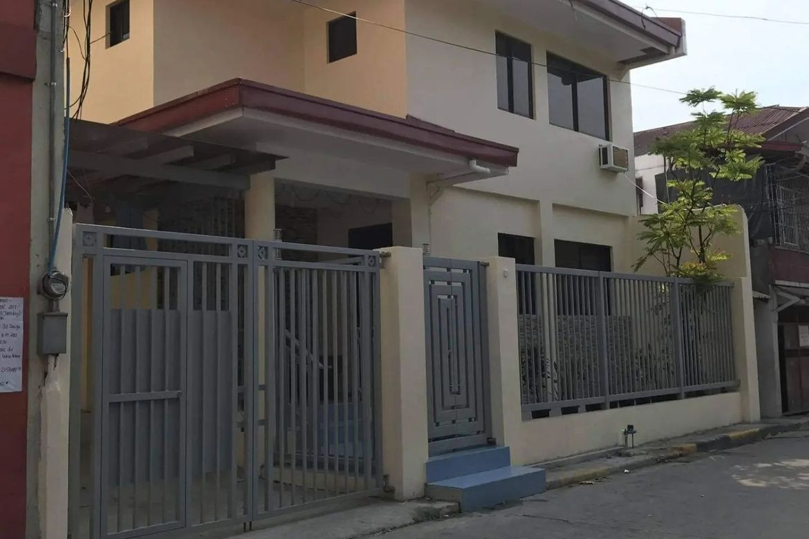 3 Bedroom House for Sale in Old Zañiga, Mandaluyong, Metro Manila