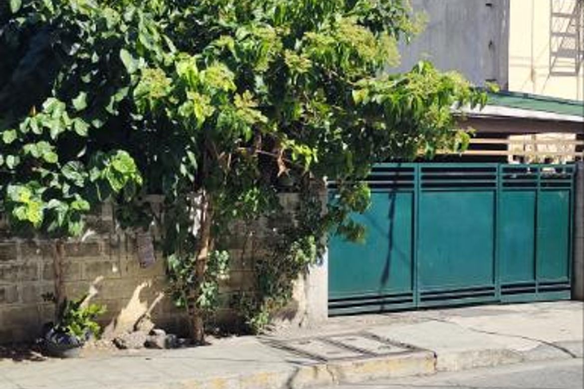 3 Bedroom House for Sale in Palanan, Makati, Metro Manila – photo 2