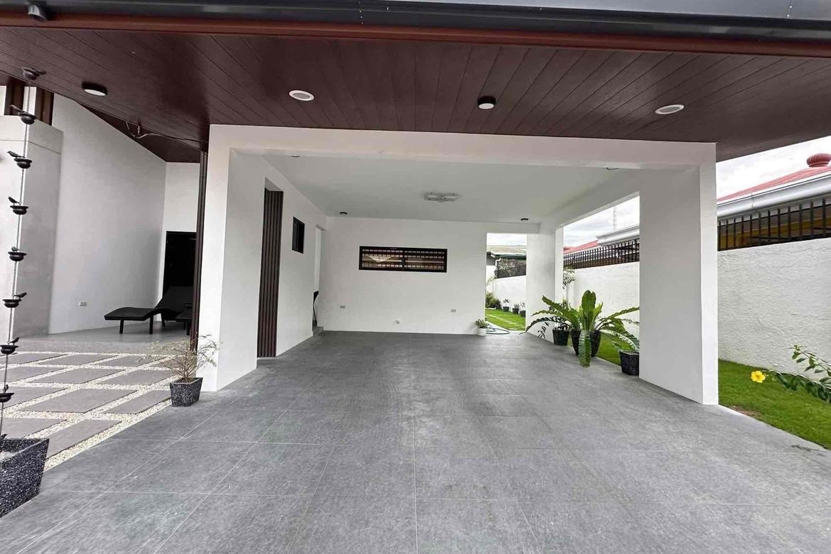 3 Bedroom House for Sale in Pampang, Angeles, Pampanga – photo 2