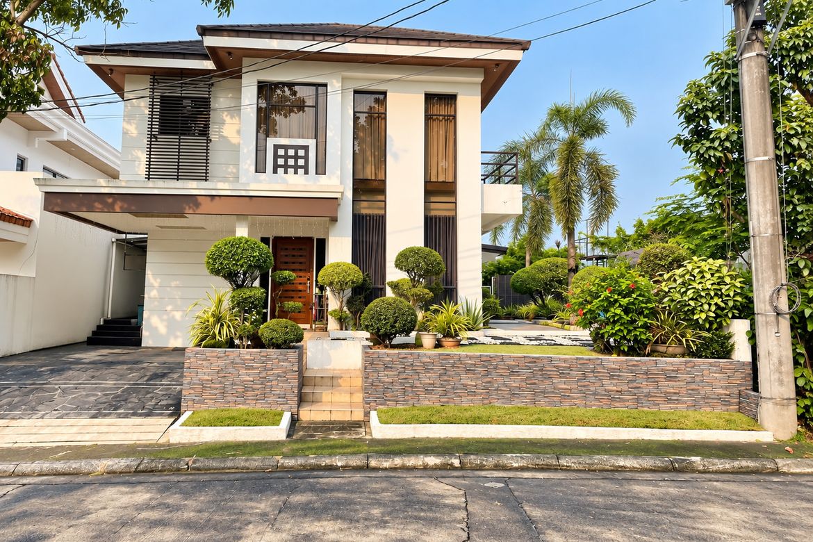 3 Bedroom House for Sale in Pasong Tamo, Quezon City, Metro Manila