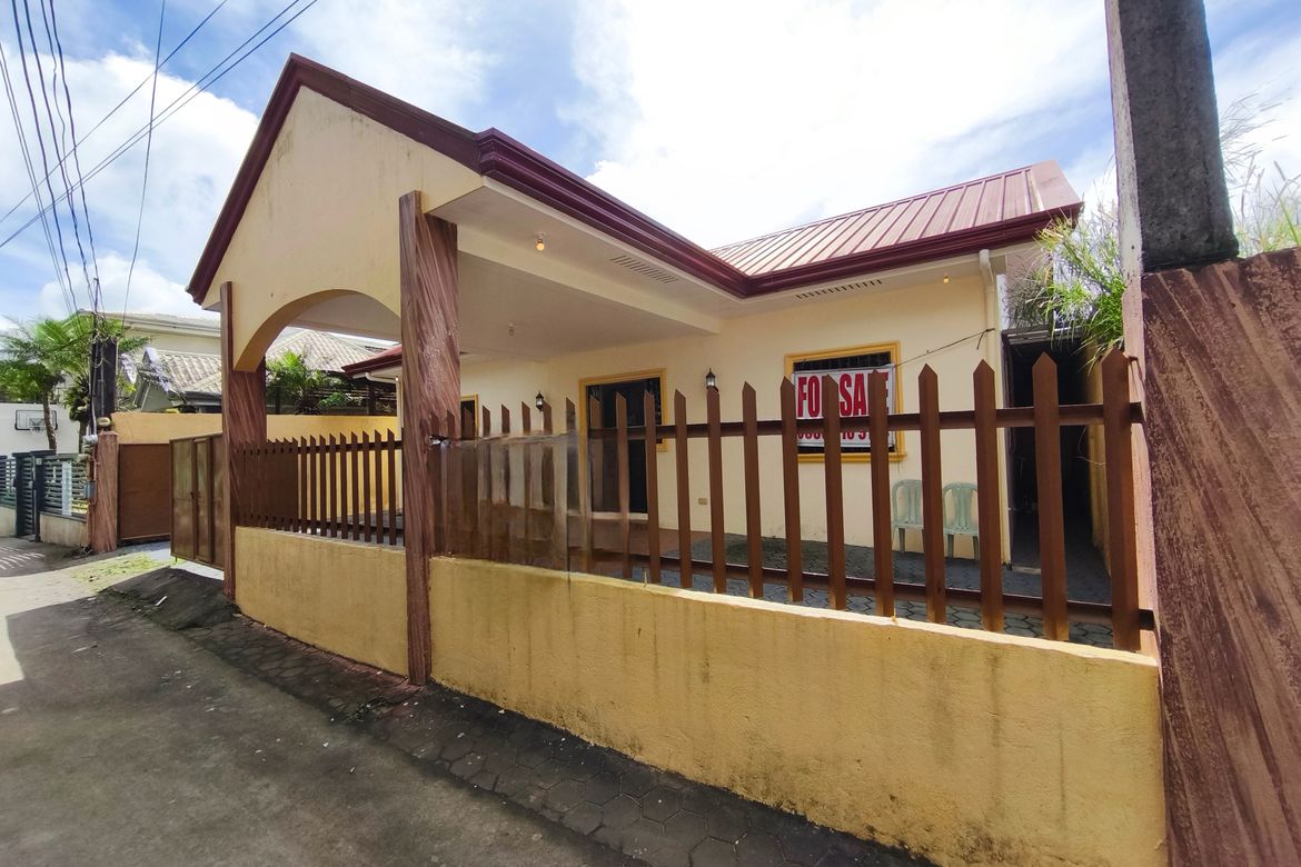 3 Bedroom House for Sale in Patutong Malaki North, Tagaytay, Cavite