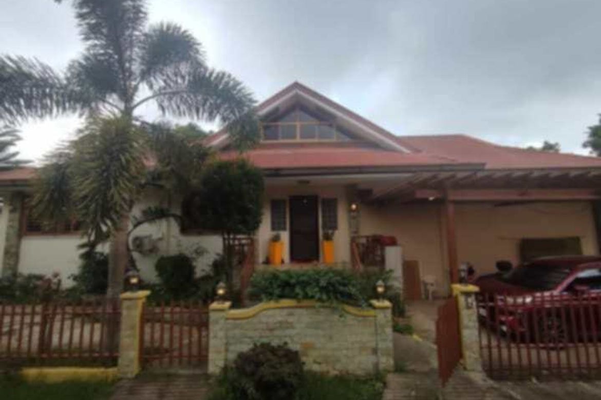 3 Bedroom House for Sale in Patutong Malaki South, Tagaytay, Cavite
