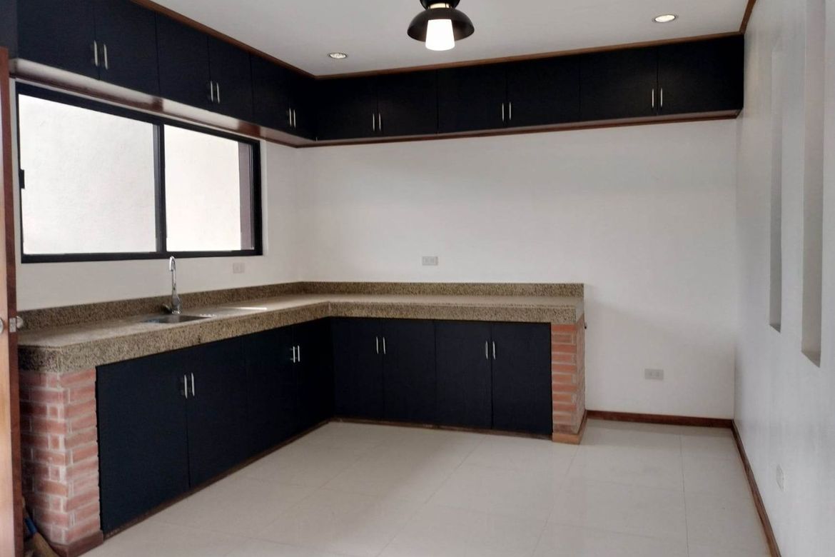 3 Bedroom House for Sale in Pinagbuhatan, Pasig, Metro Manila – photo 5