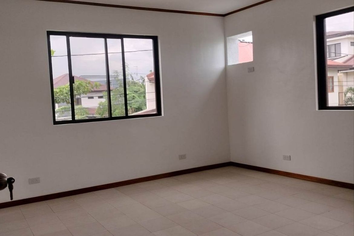 3 Bedroom House for Sale in Pinagbuhatan, Pasig, Metro Manila – photo 8