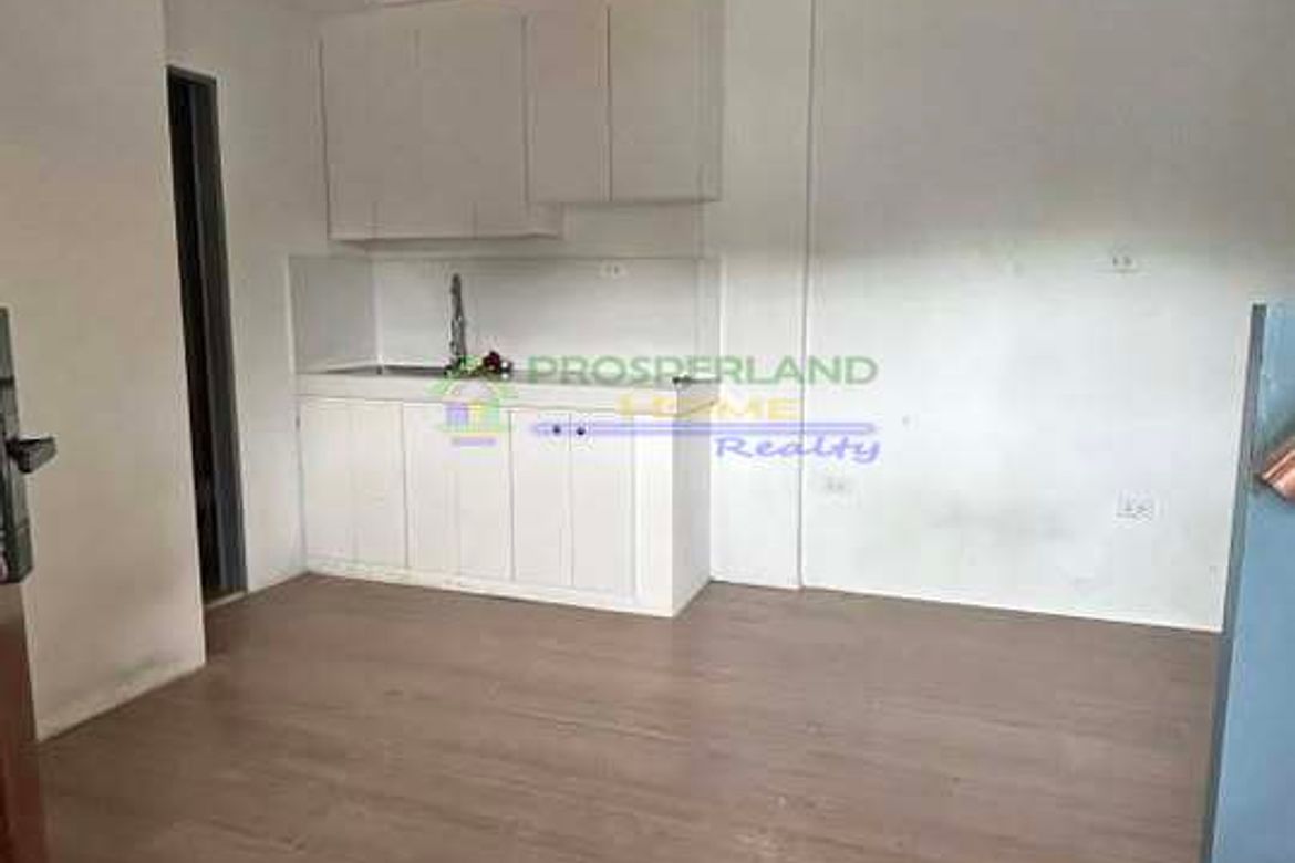 3 Bedroom House for Sale in Plainview, Mandaluyong, Metro Manila near MRT-3 Boni