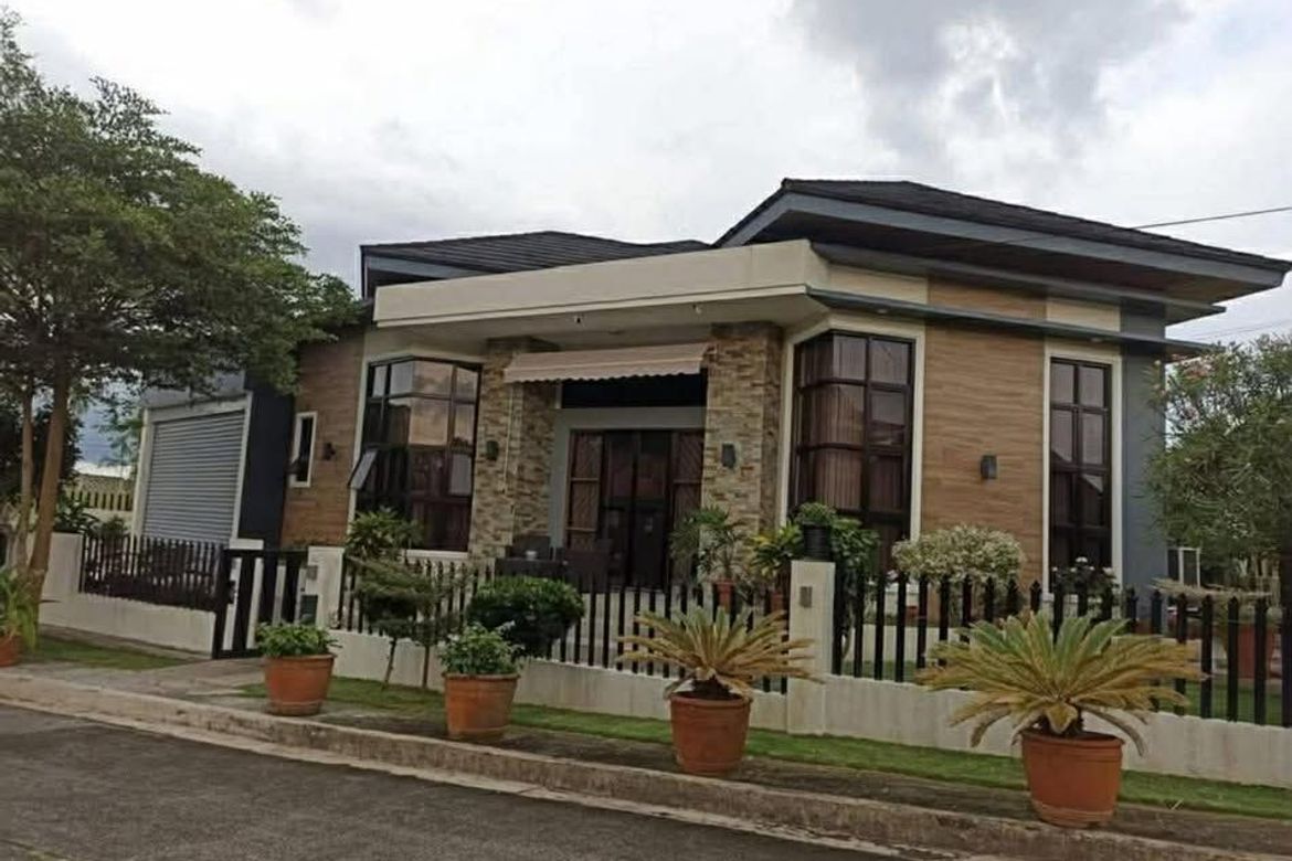 3 Bedroom House for Sale in Plaridel, Lipa, Batangas