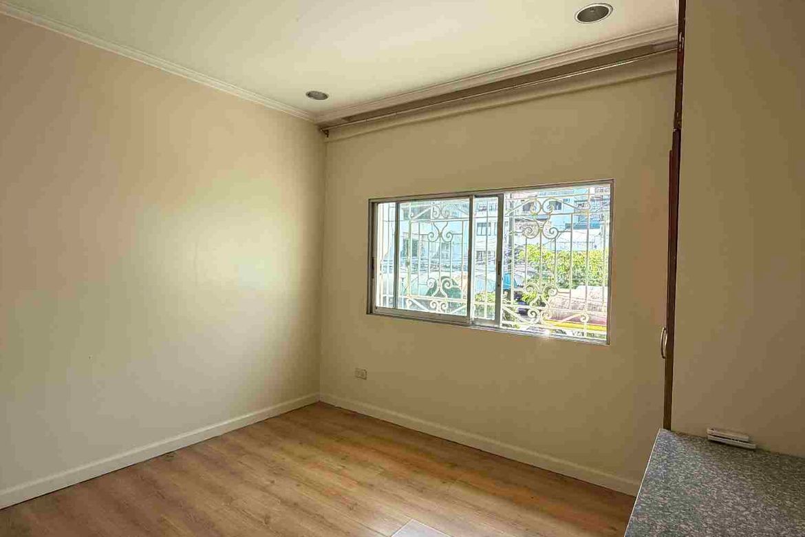 3 Bedroom House for Sale in Pleasant Hills, Mandaluyong, Metro Manila – photo 8