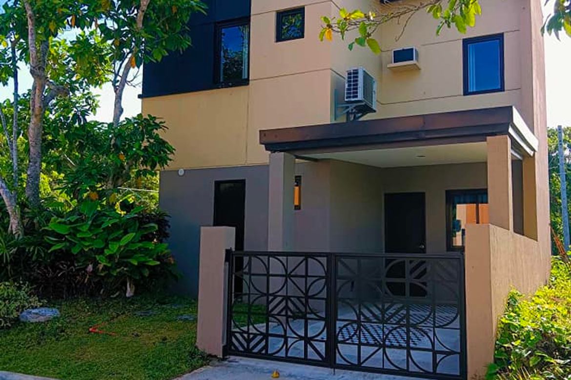 3 Bedroom House for Sale in Poblacion Barangay 9, Lipa, Batangas – photo 2