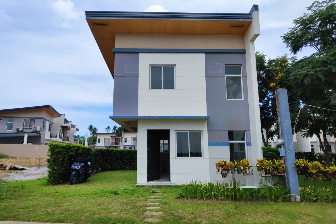 3 Bedroom House for Sale in Poblacion, Malvar, Batangas