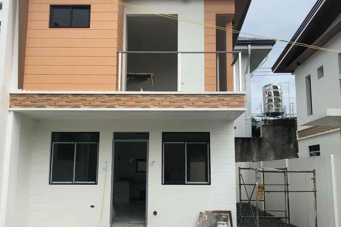 3 Bedroom House for Sale in Poblacion, Muntinlupa, Metro Manila – photo 3
