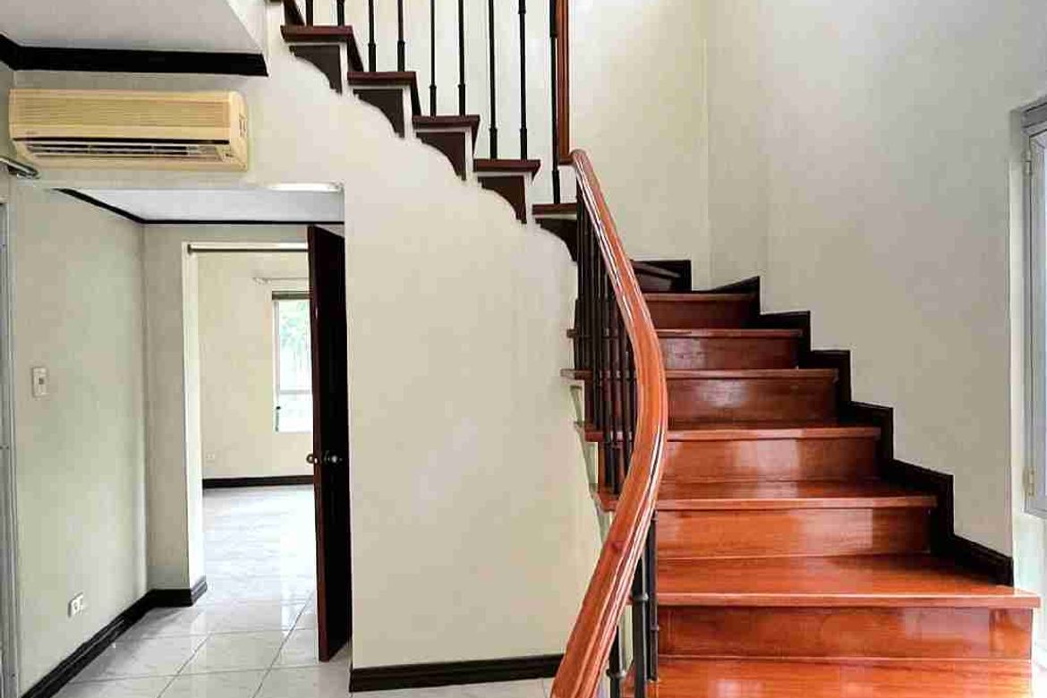 3 Bedroom House for Sale in Poblacion, Muntinlupa, Metro Manila – photo 5