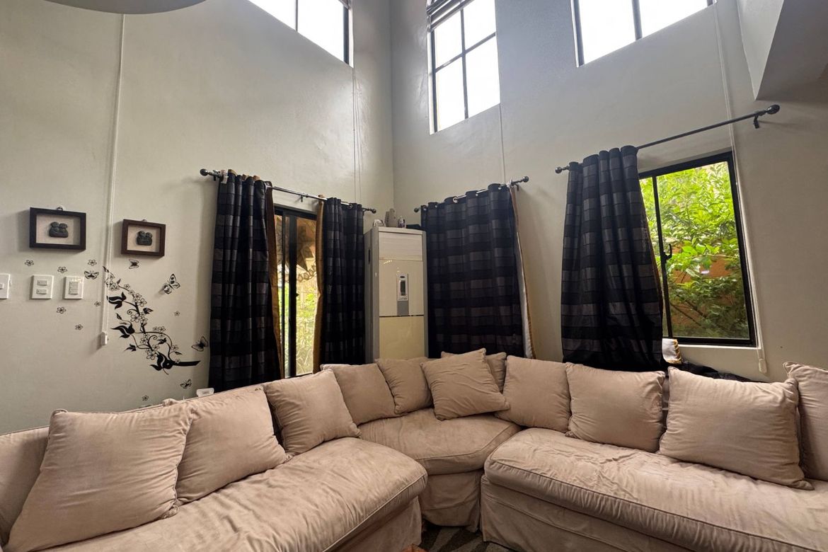 3 Bedroom House for Sale in Ponticelli Hills, Molino III, Bacoor, Cavite – photo 4