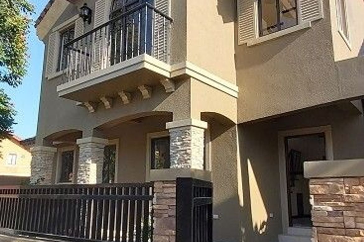 3 Bedroom House for Sale in Ponticelli Hills, Molino III, Bacoor, Cavite
