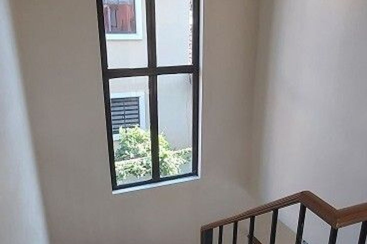 3 Bedroom House for Sale in Ponticelli Hills, Molino III, Bacoor, Cavite – photo 8