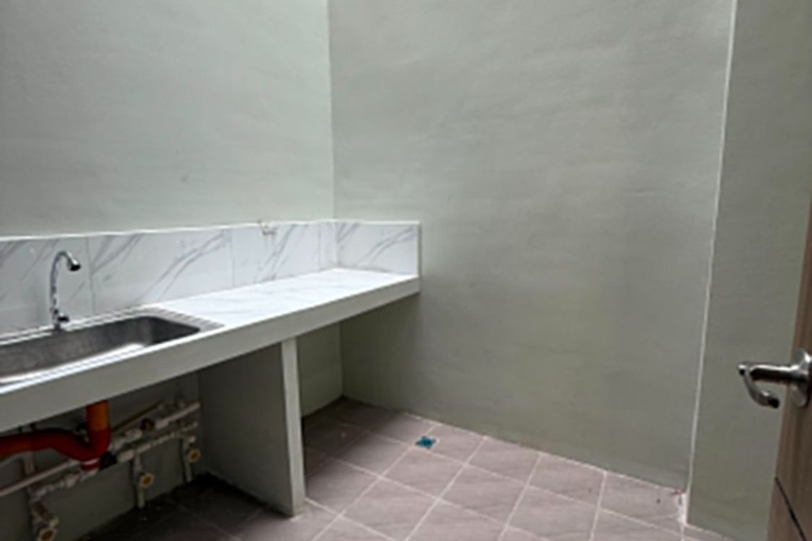 3 Bedroom House for Sale in Pulang Lupa Dos, Las Piñas, Metro Manila – photo 7