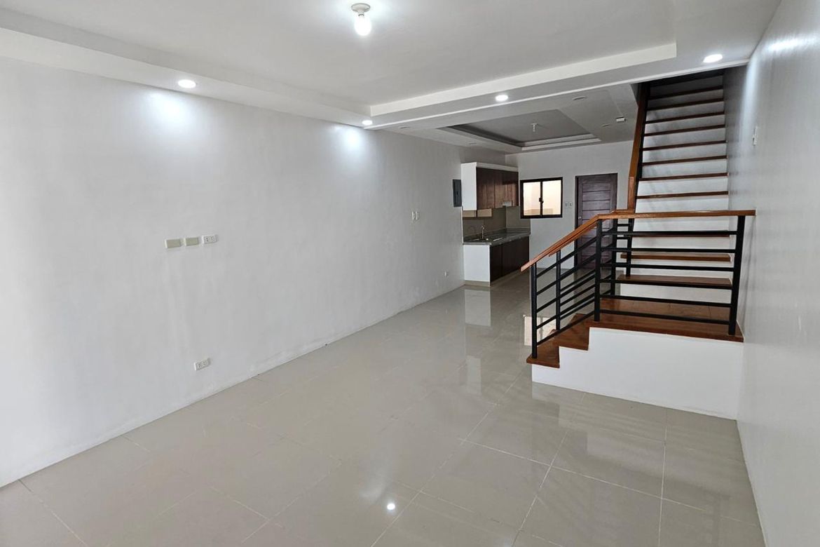 3 Bedroom House for Sale in Pulang Lupa Dos, Las Piñas, Metro Manila – photo 4