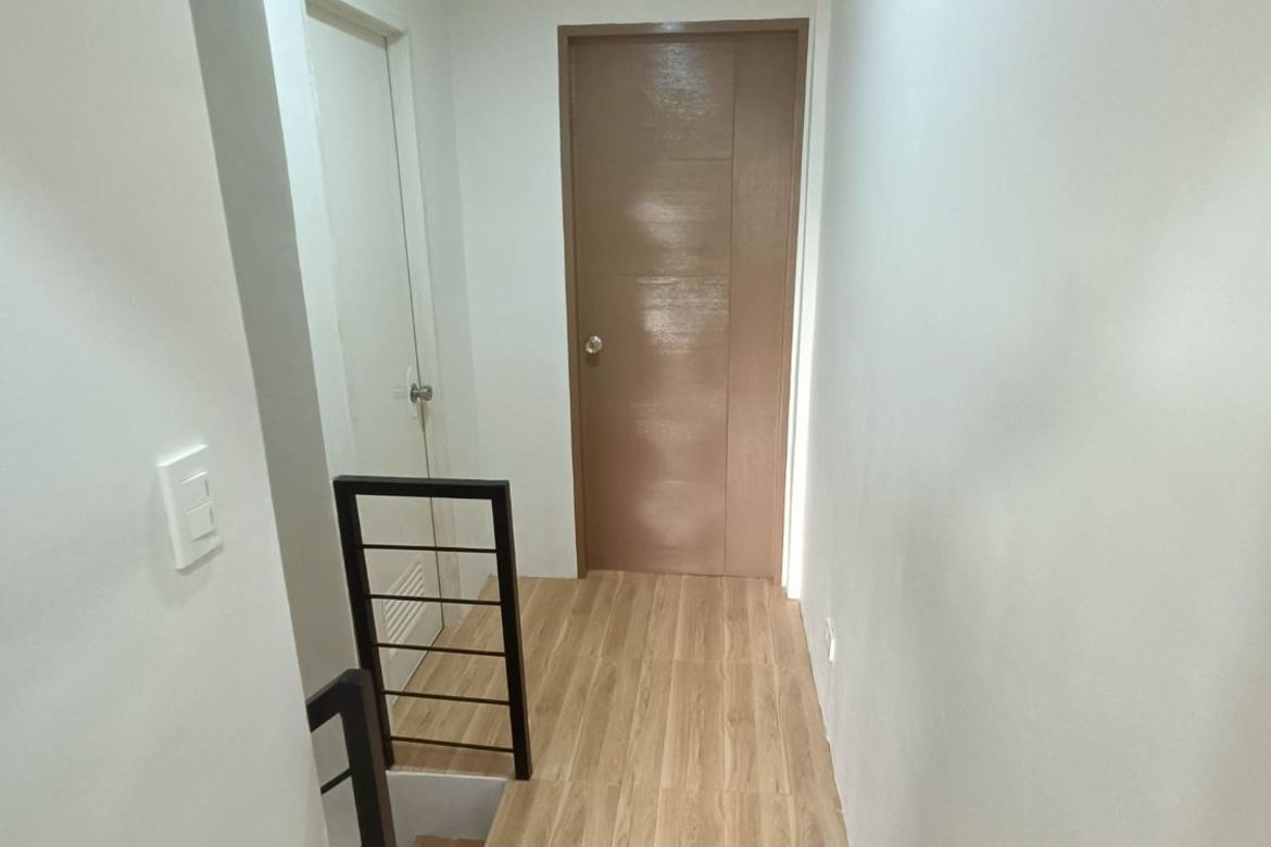 3 Bedroom House for Sale in Pulang Lupa Dos, Las Piñas, Metro Manila – photo 2