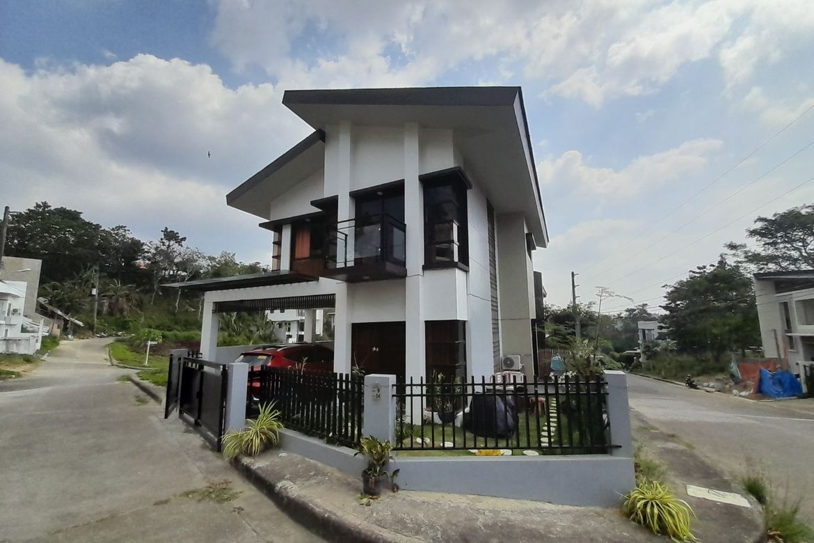 3 Bedroom House for Sale in Pulangbato, Cebu City, Cebu