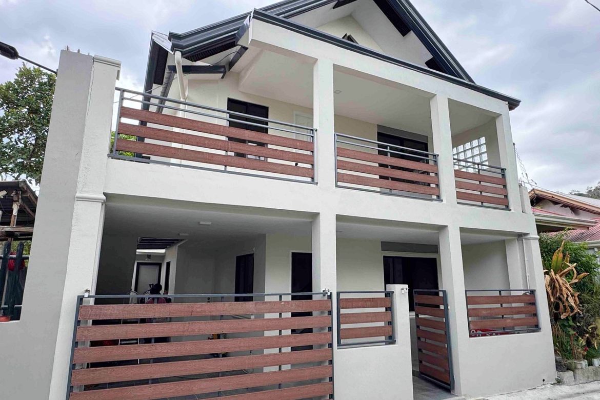 3 Bedroom House for Sale in Putho Tuntungin, Los Baños, Laguna