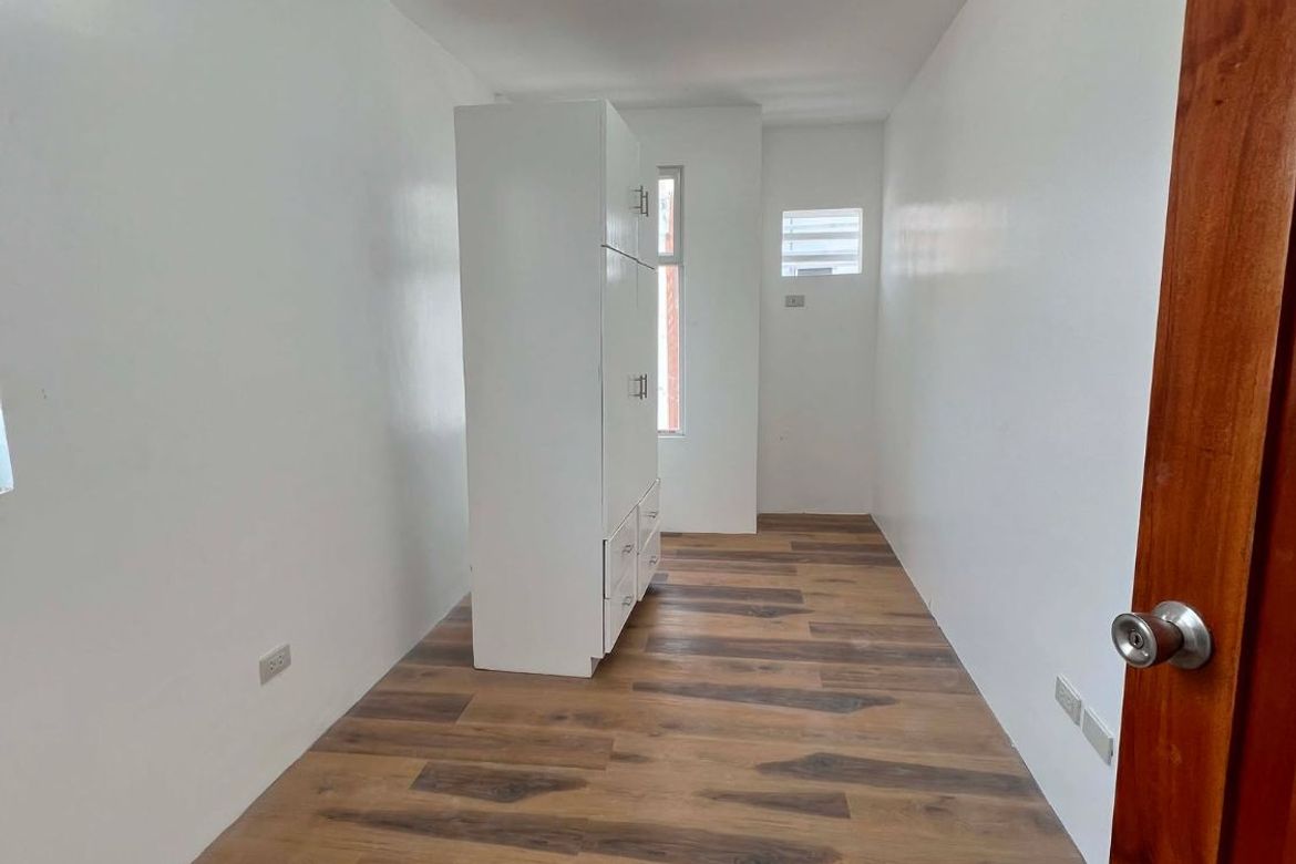 3 Bedroom House for Sale in Quirino 2-A, Quezon City, Metro Manila near LRT-2 Anonas – photo 6