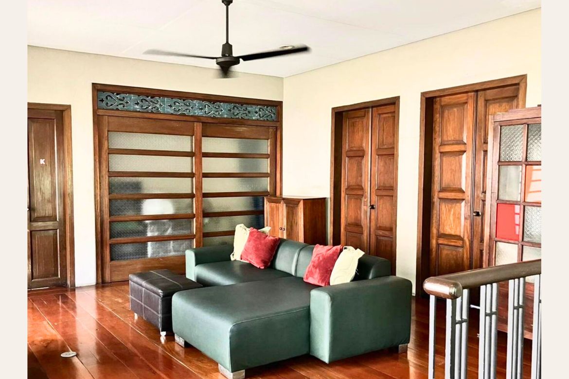 3 Bedroom House for Sale in Saint Ignatius, Quezon City, Metro Manila – photo 3