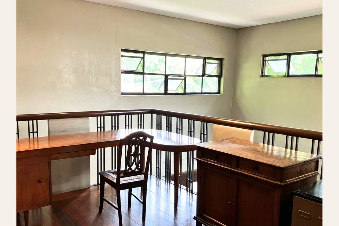3 Bedroom House for Sale in Saint Ignatius, Quezon City, Metro Manila – photo 4
