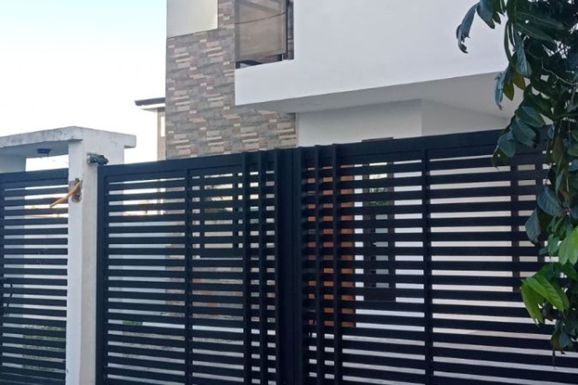 3 Bedroom House for Sale in Salapan, San Juan, Metro Manila near LRT-2 J. Ruiz