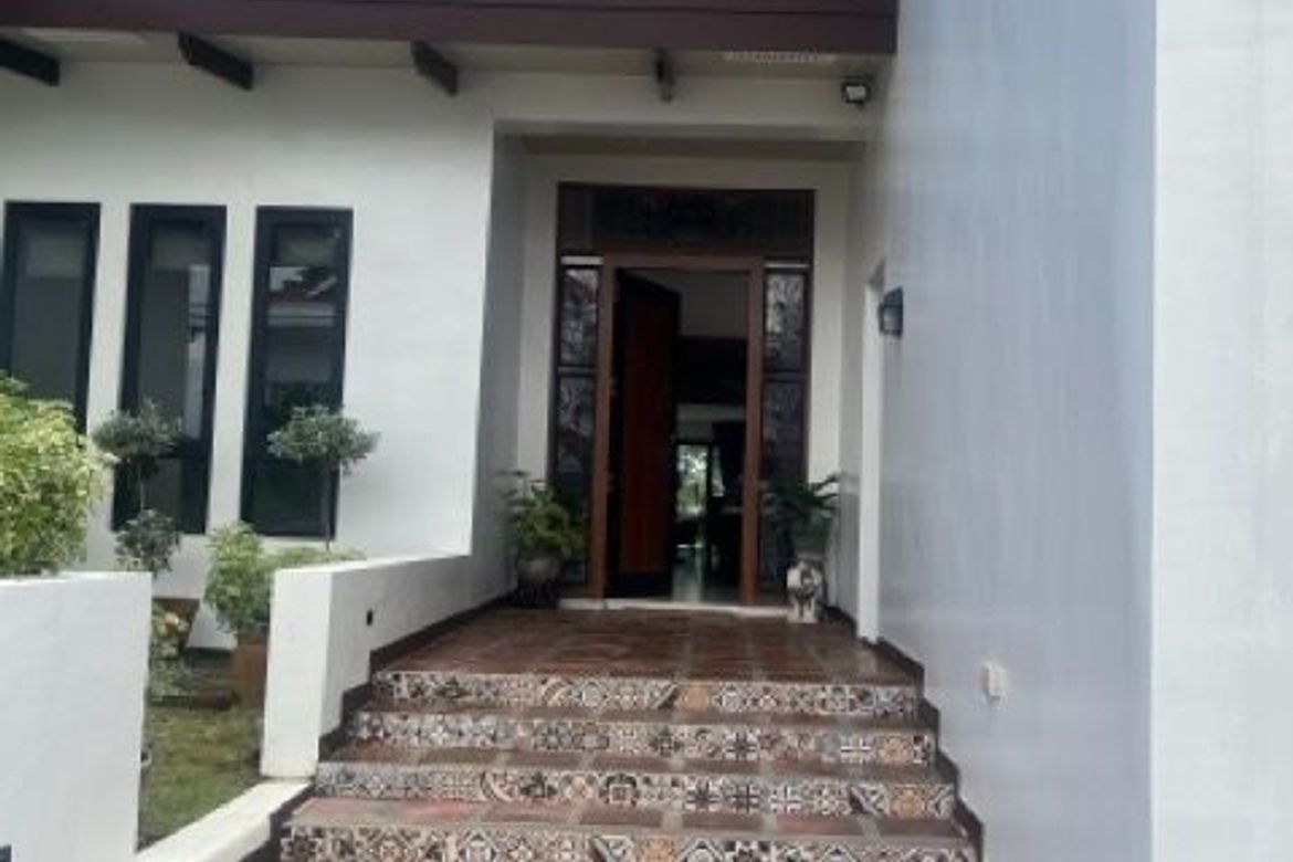 3 Bedroom House for Sale in Salawag, Dasmariñas, Cavite