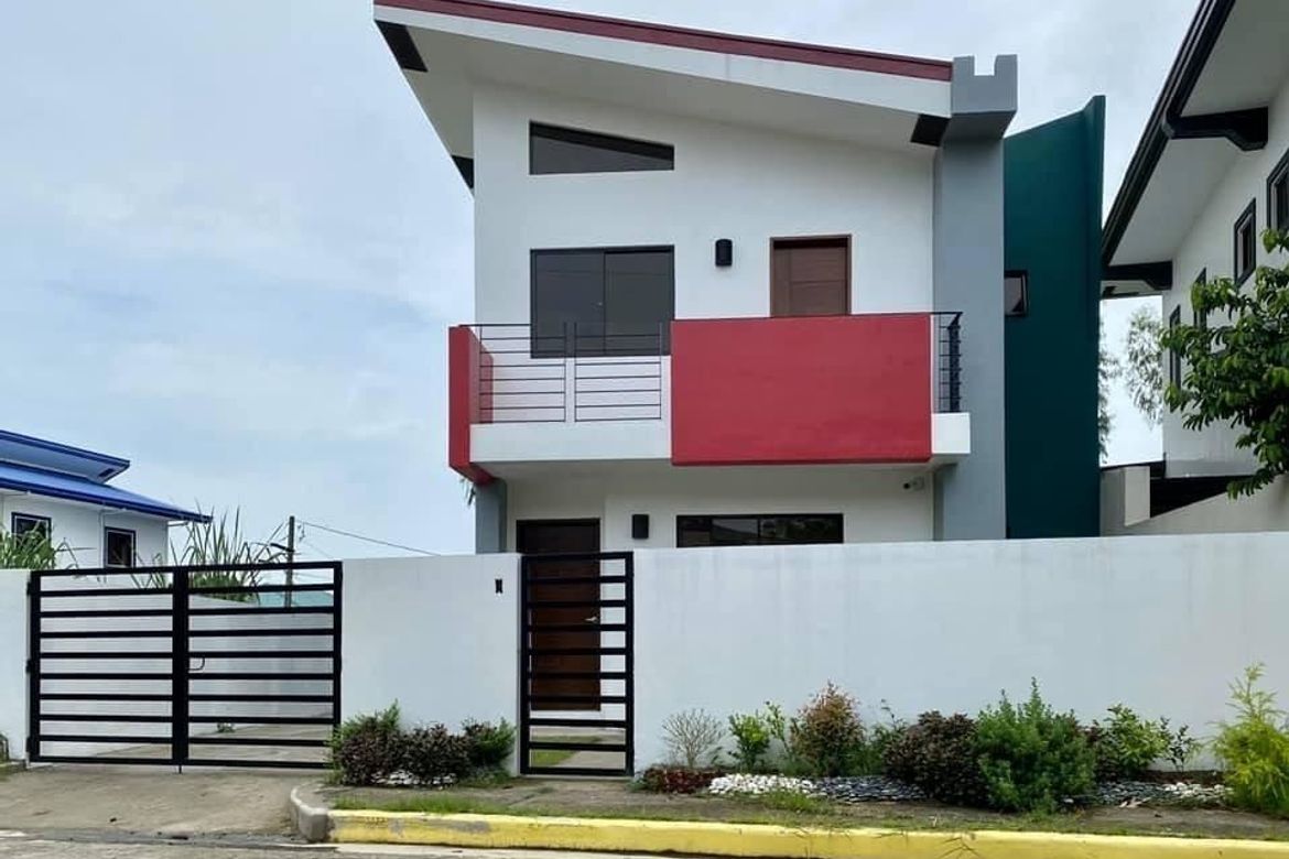 3 Bedroom House for Sale in Sampaloc IV, Dasmariñas, Cavite