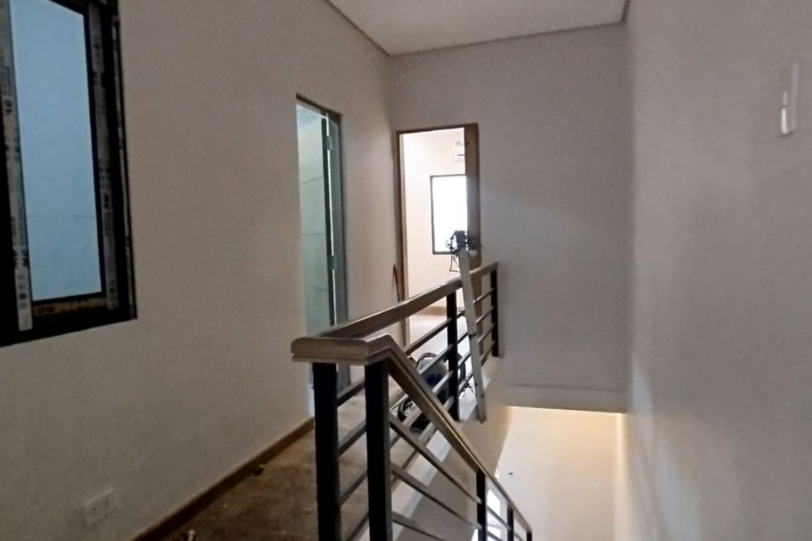 3 Bedroom House for Sale in San Isidro, Parañaque, Metro Manila – photo 5
