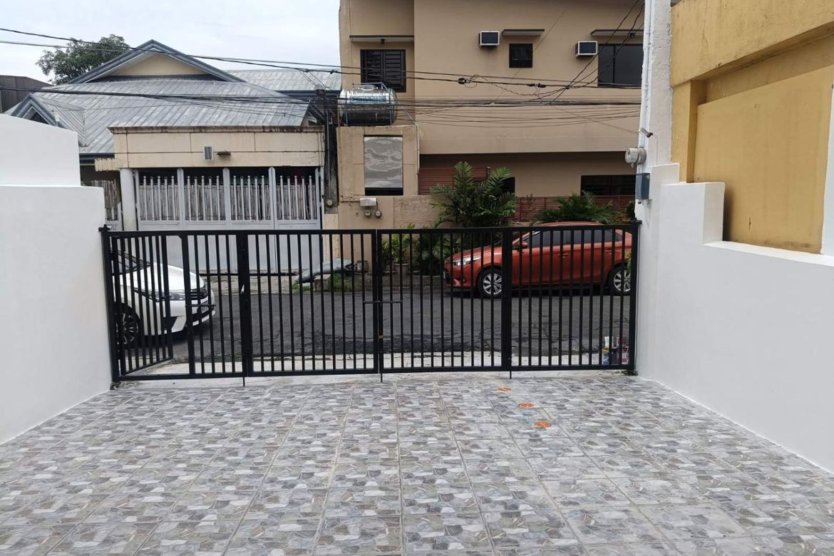 3 Bedroom House for Sale in San Isidro, Parañaque, Metro Manila – photo 2