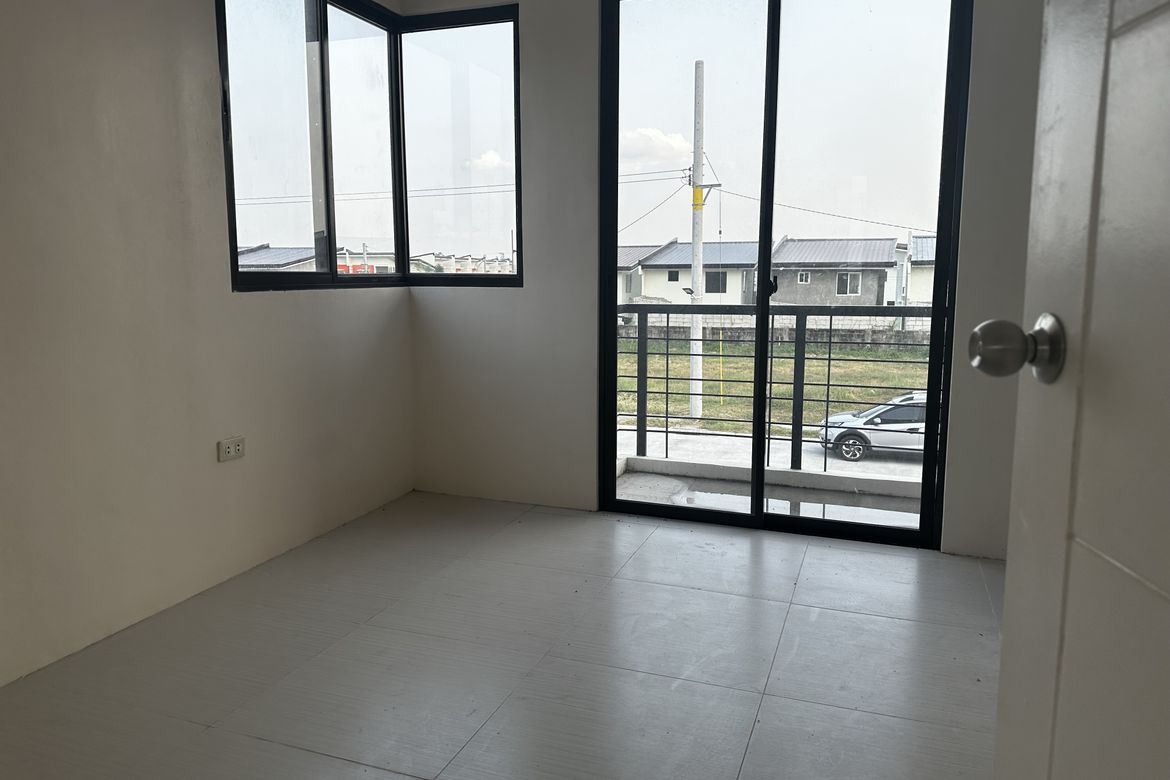 3 Bedroom House for Sale in San Isidro, San Fernando, Pampanga – photo 8
